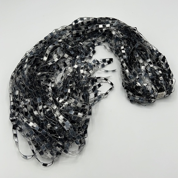 BLACK GRAY WHITE ACCESSORY SCARF - Picture 8 of 8